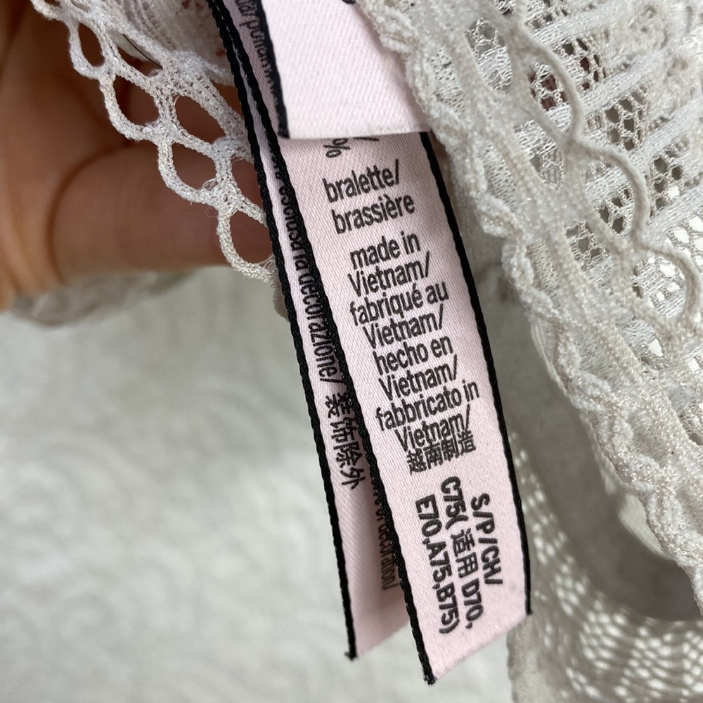 Victorias secret bralette light gray - Picture 2 of 3